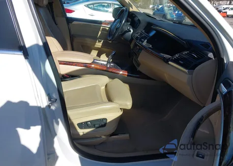 2013 BMW X5 xDrive35I/xDrive35I Premium/xDrive35I Sport Activity from USA, damaged, VIN 5UXZV4C52D0G51712